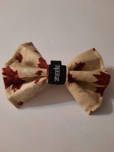 Canadian Maple Bowtie