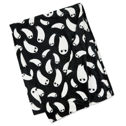 Grinning Ghosts Throw Blanket