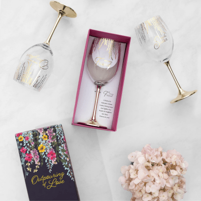 Amazing Friend Crystal Wine Glass