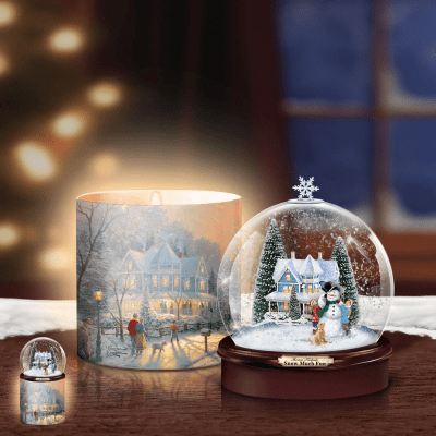 Thomas Kinkade 'A Holiday Gathering' Musical Illuminated Scented Snow Globe Candle