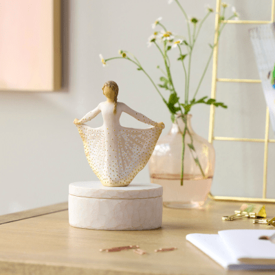 Willow Tree® | Butterfly Keepsake Box Figurine