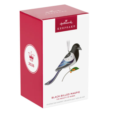 The Beauty of Birds Black-Billed Magpie Ornament