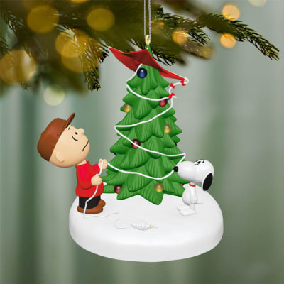 The Peanuts® Gang The Kite-Eating Christmas Tree Ornament With Light