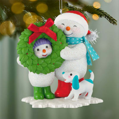 Making Memories Welcoming Wreath Ornament