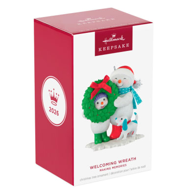 Making Memories Welcoming Wreath Ornament