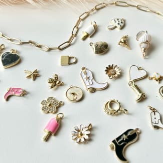 CHARM BAR WITH DIRTY BIRD JEWELERY | NOV 14