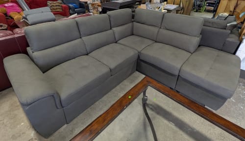 Sectional Couch With Pull Out And Storage