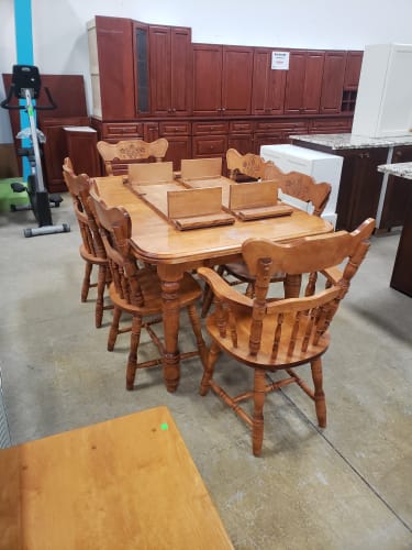 Wood dining room table