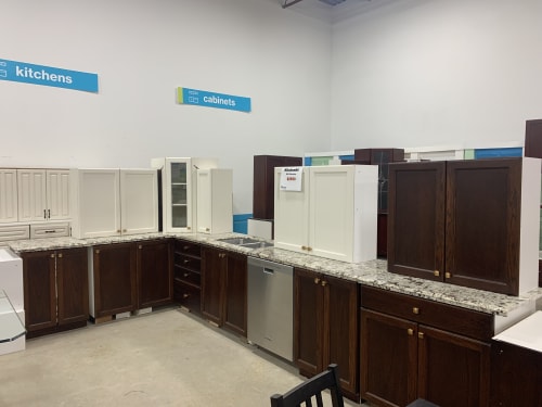 Kitchen #4 (with Dishwasher)