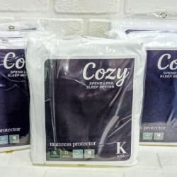 Mattress protector (prices as marked)