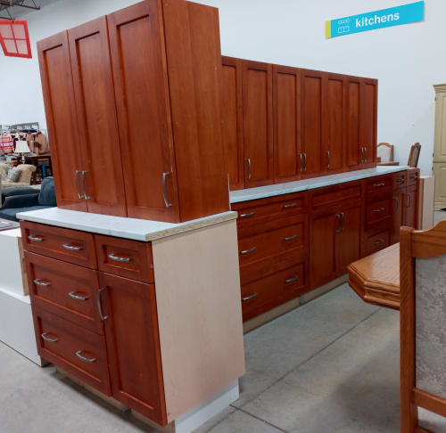 Kitchen #2 (incl. 2 pantries)