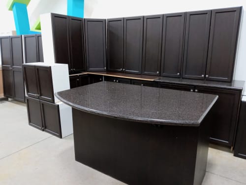 Kitchen #3 With Island & Pantries $1650