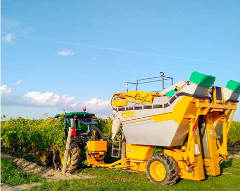 Gregoire G3 Series Tow Behind Grape Harvester