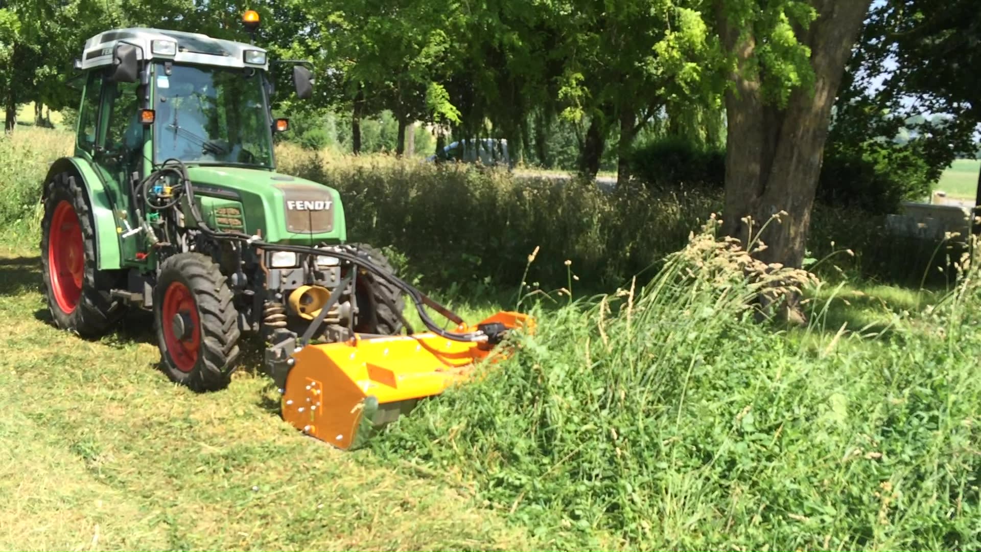 CoupECO BHH Naotech Hydraulic Vineyard Shredder