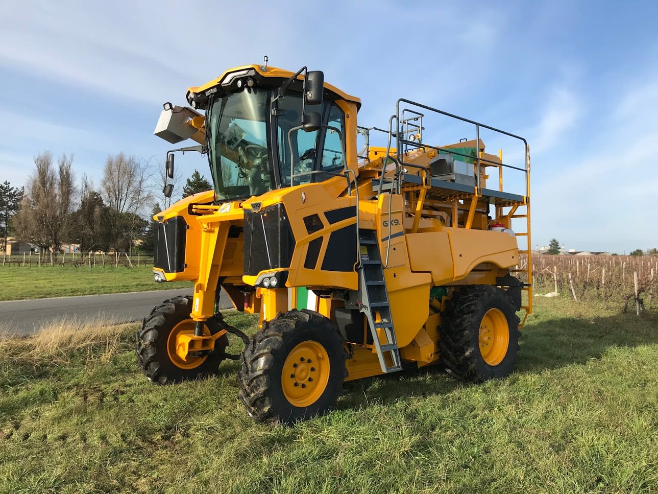 NEW GX9 Series Grape Harvester