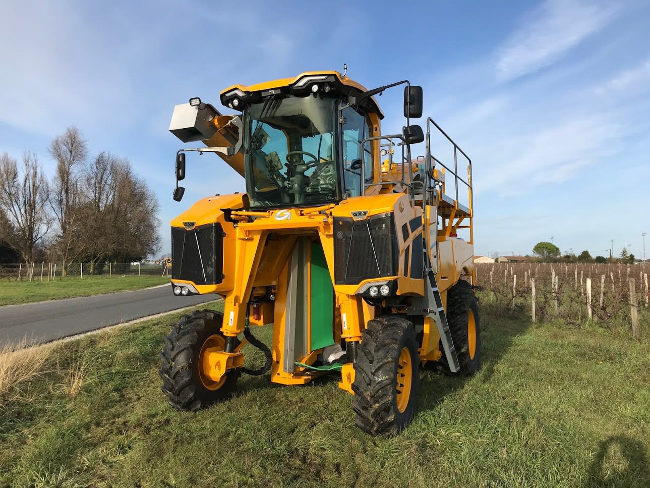 NEW GX9 Series Grape Harvester