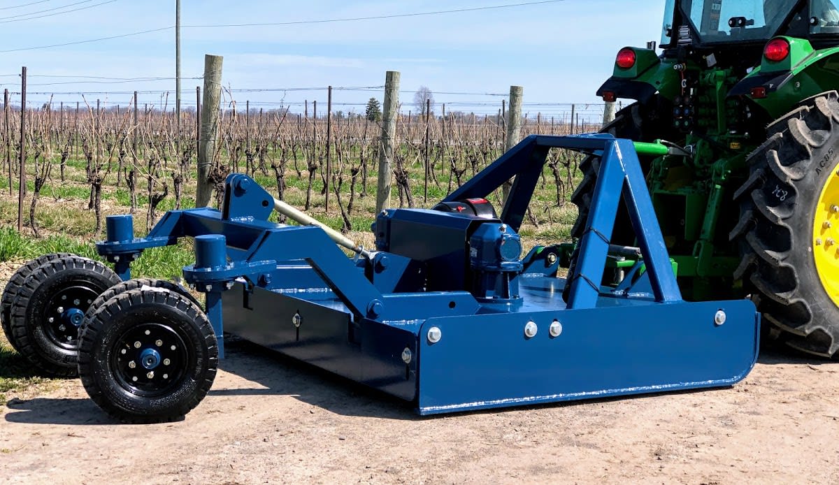 FLOOR MODEL Acampo Rotary Mower