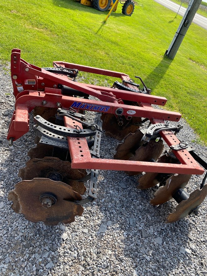 Used Maximus 100 Vineyard Disk