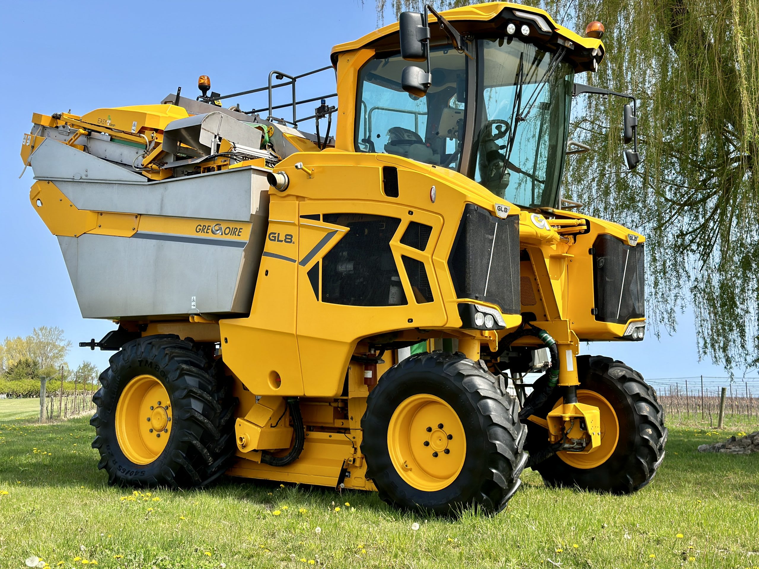 2019 Gregoire GL8.6 EASYClean Grape Harvester