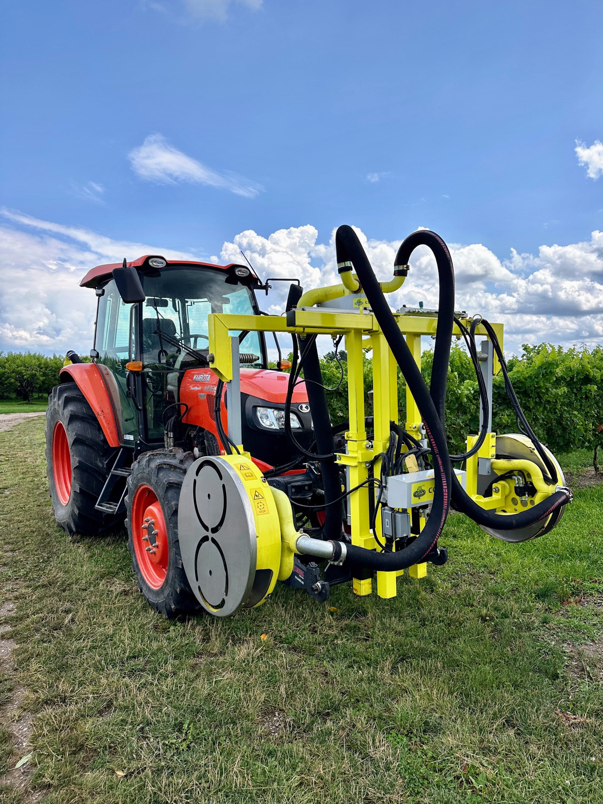 2017 Collard E2200F Pneumatic Leaf Remover