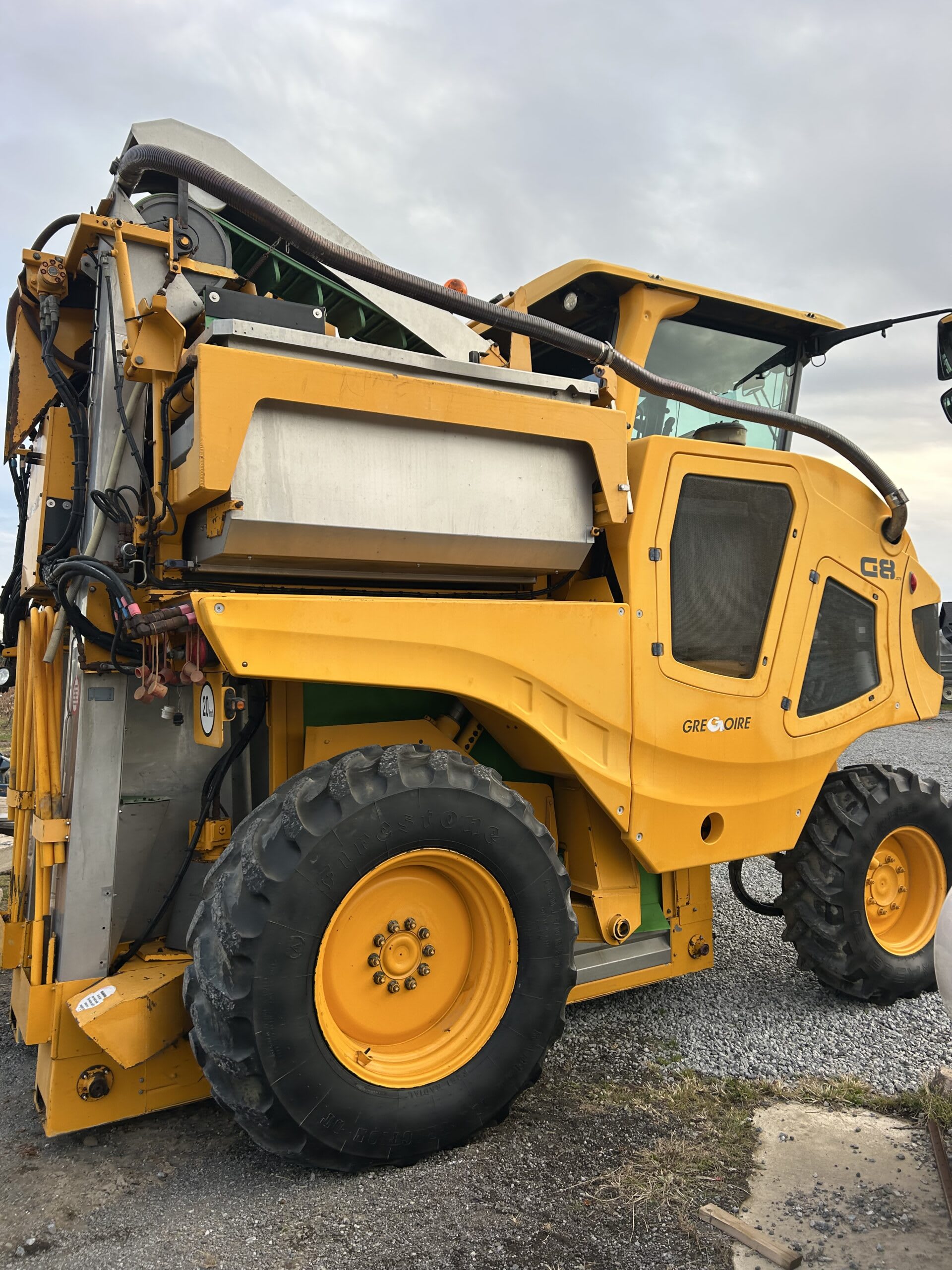 Used 2011 Gregoire G8.270 Grape Harvester