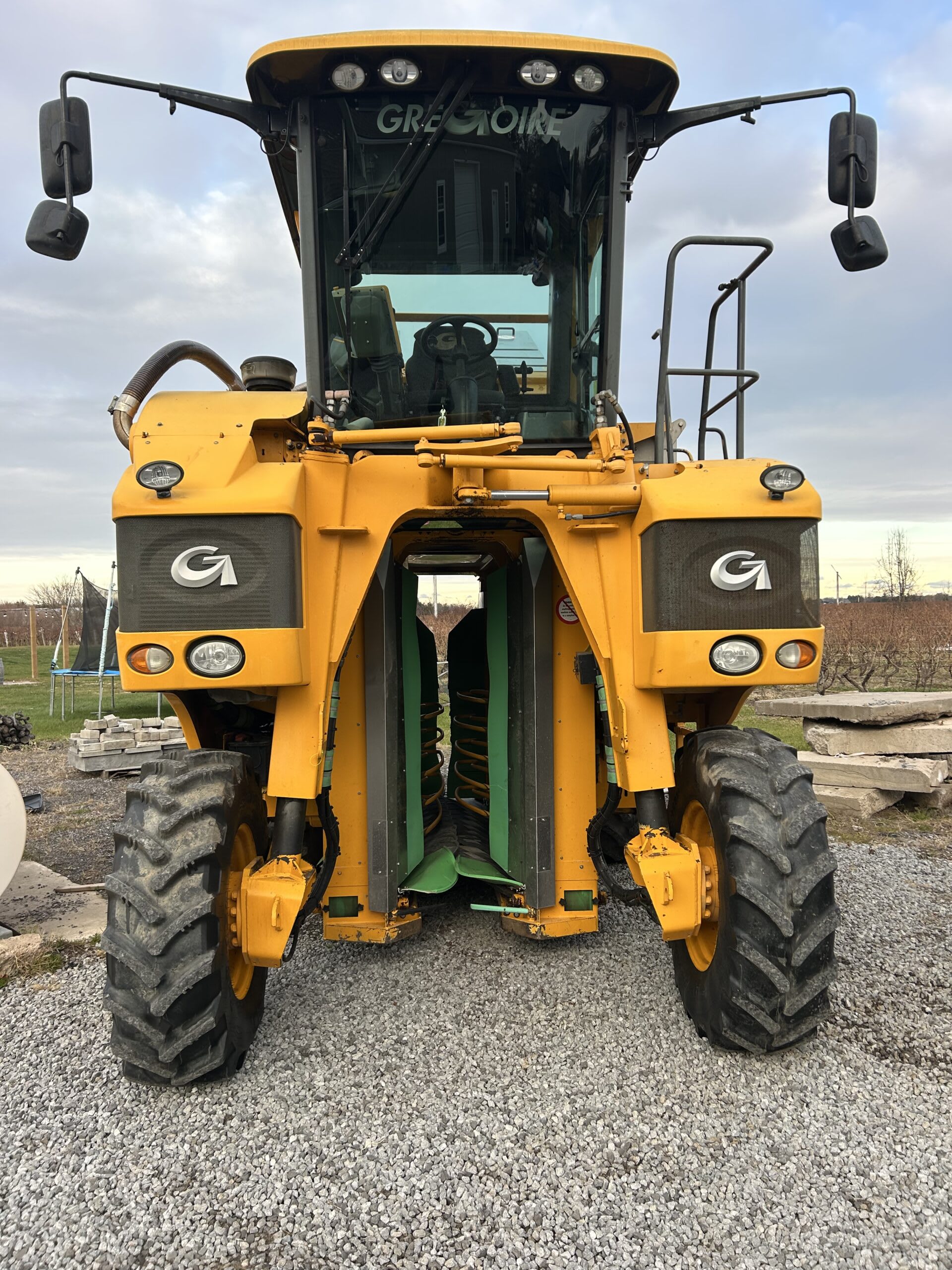 Used 2011 Gregoire G8.270 Grape Harvester