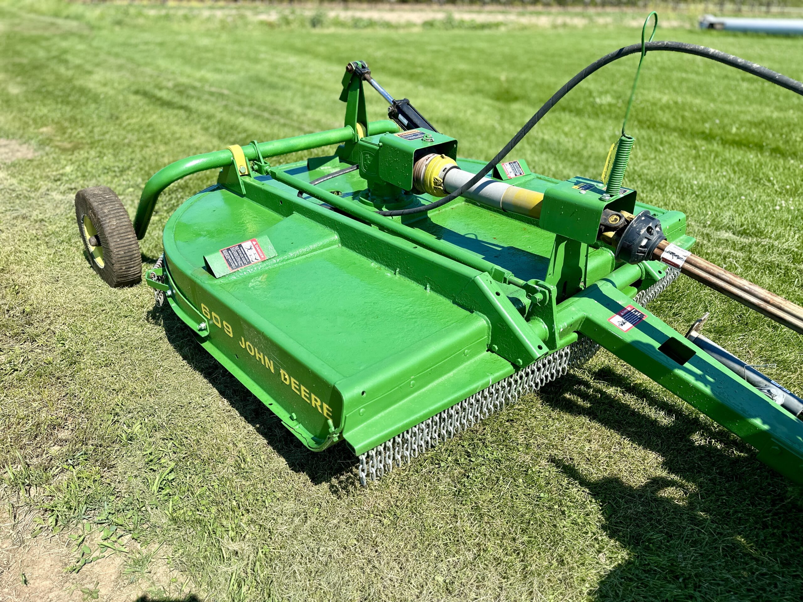 John Deere 609 Rotary Cutter