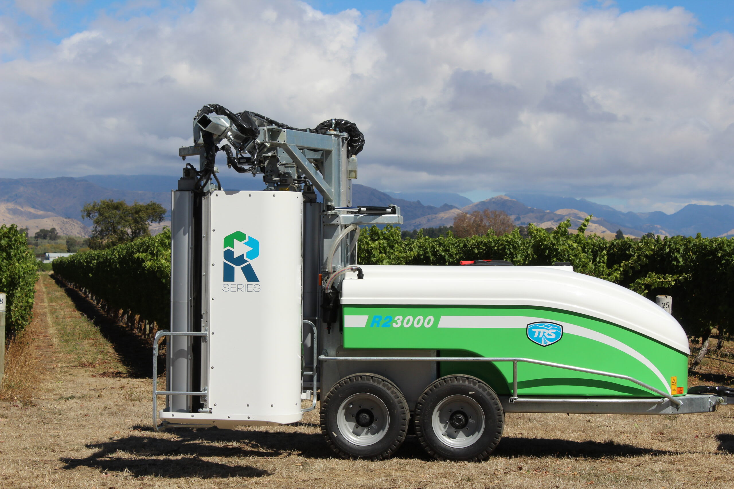 TRS R2 2-Row Vineyard Recycling Sprayer