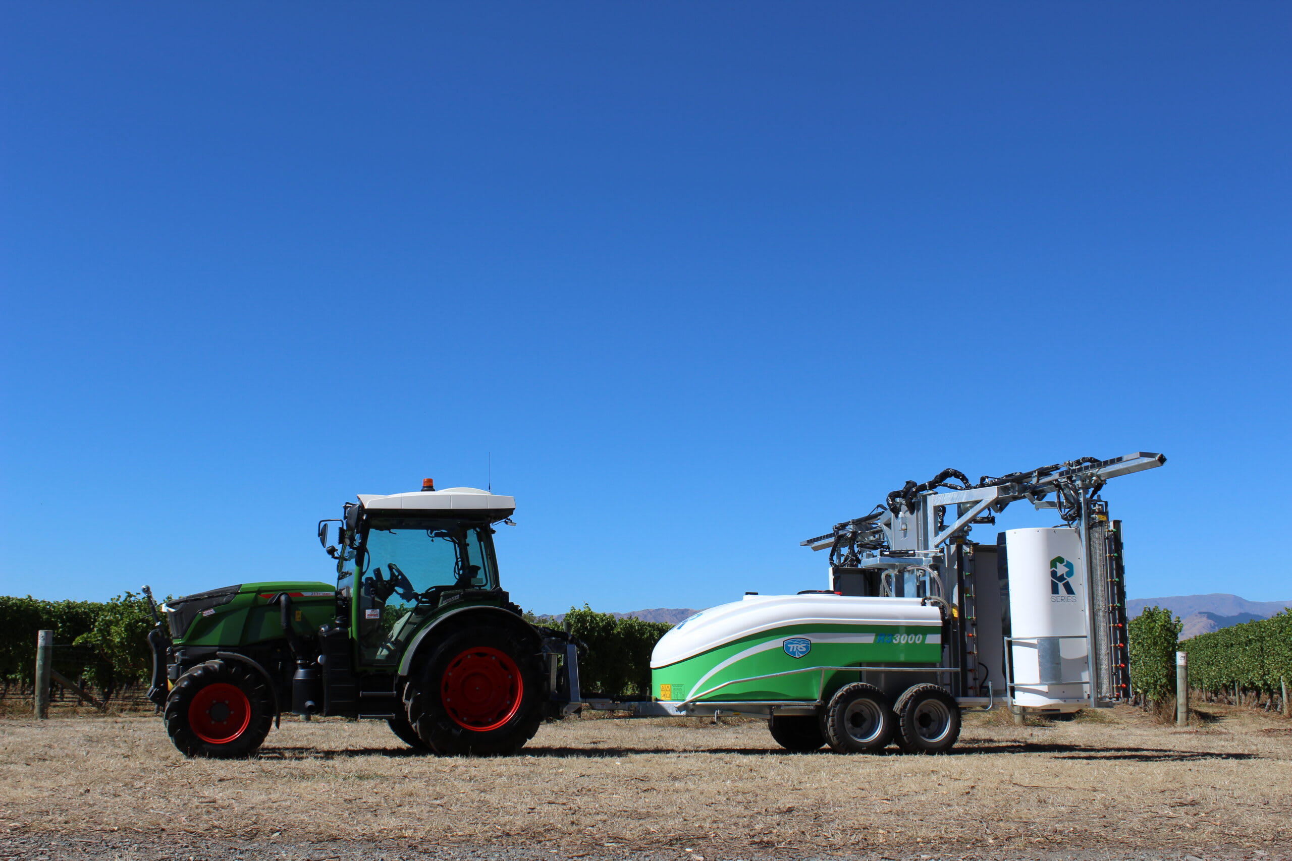 TRS R3 3-Row Vineyard Recycling Sprayer