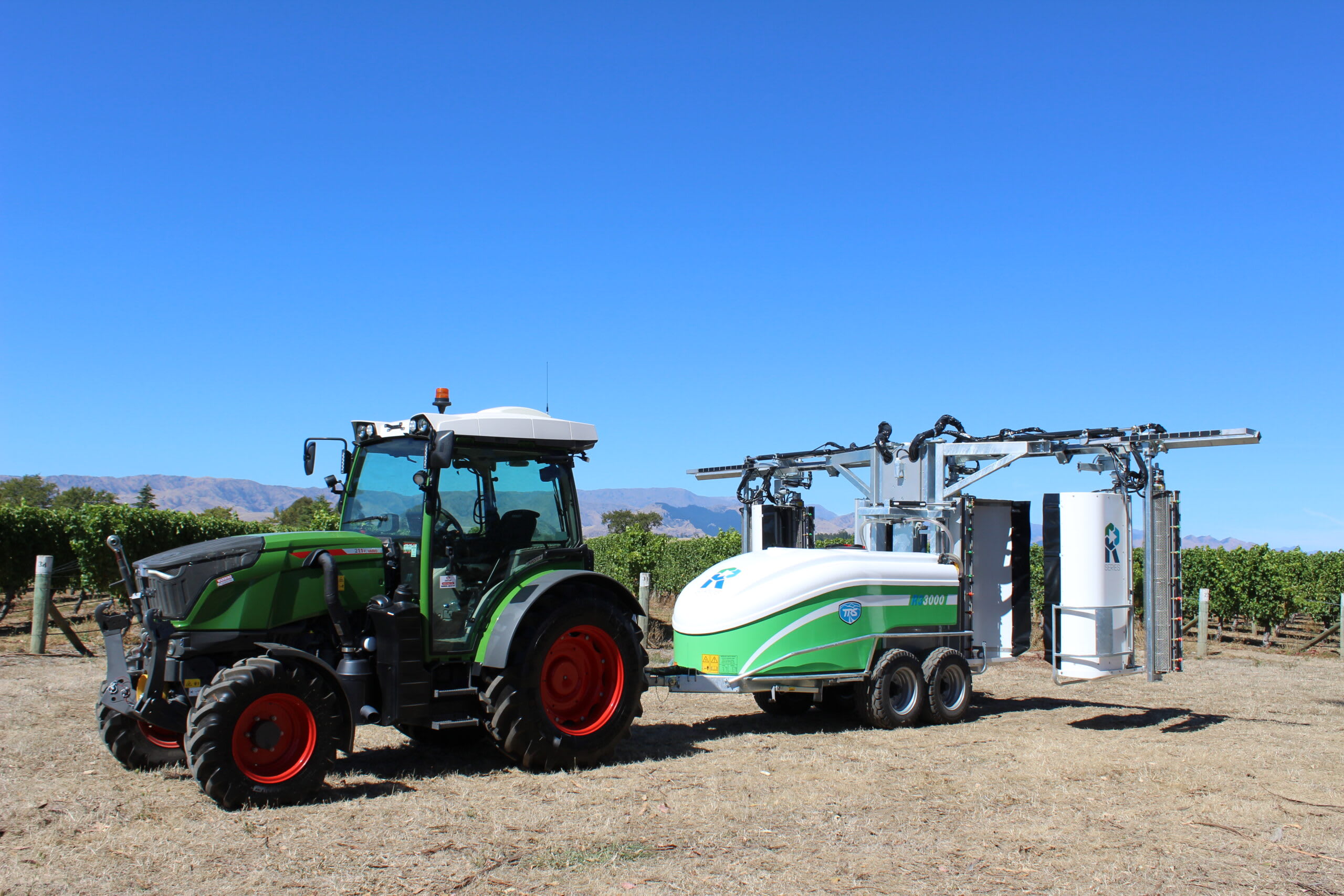 TRS R3 3-Row Vineyard Recycling Sprayer