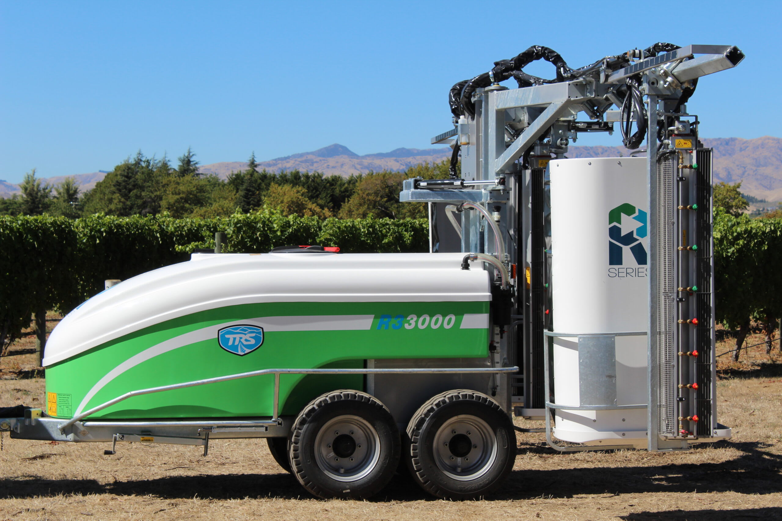 TRS R3 3-Row Vineyard Recycling Sprayer