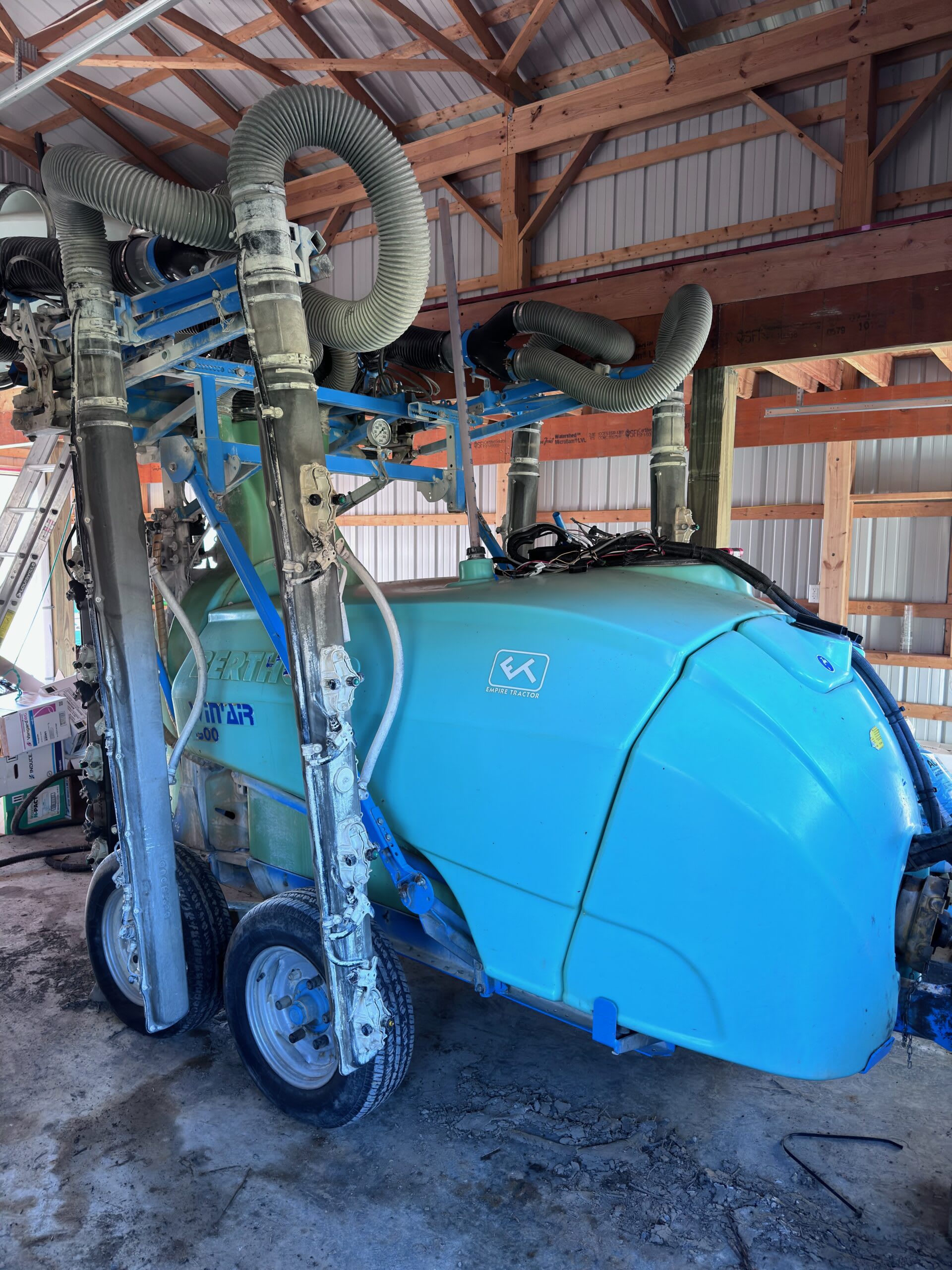 2017 Berthoud WinAir 1500 3-Row Sprayer