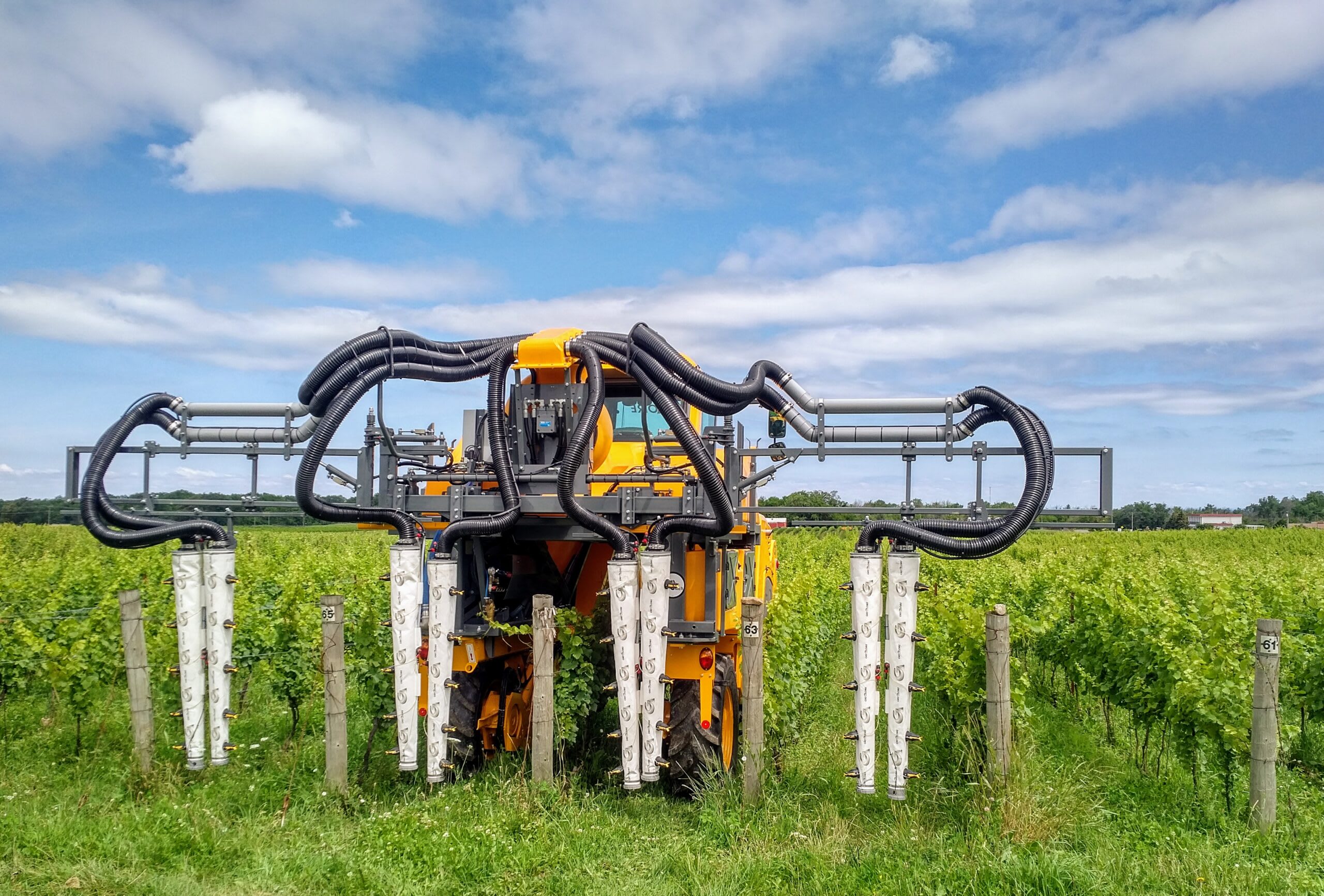 Used 2017 Gregoire G7.210 Grape Harvester + Progress 4-Row Sprayer