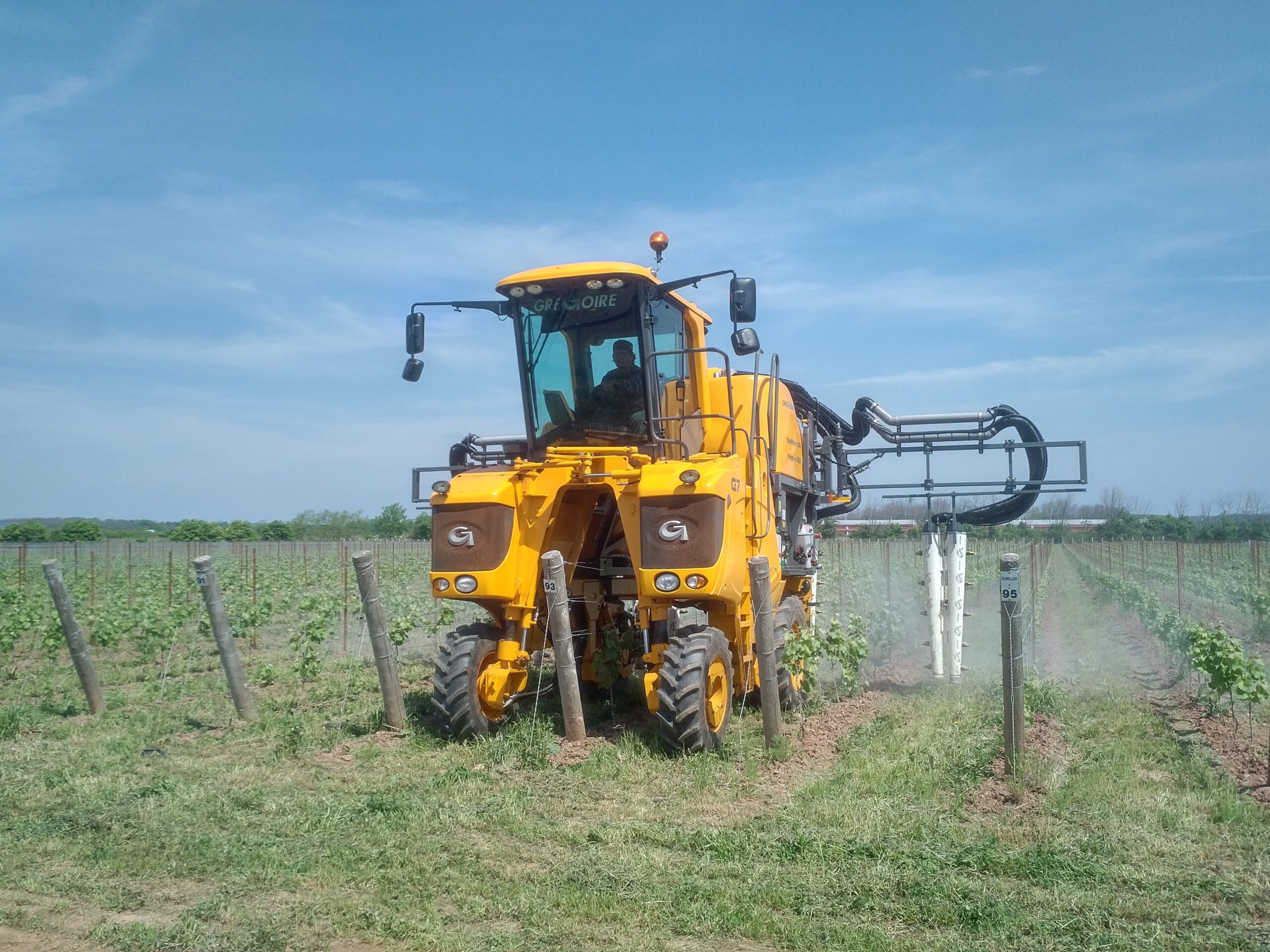 Used 2017 Gregoire G7.210 Grape Harvester + Progress 4-Row Sprayer