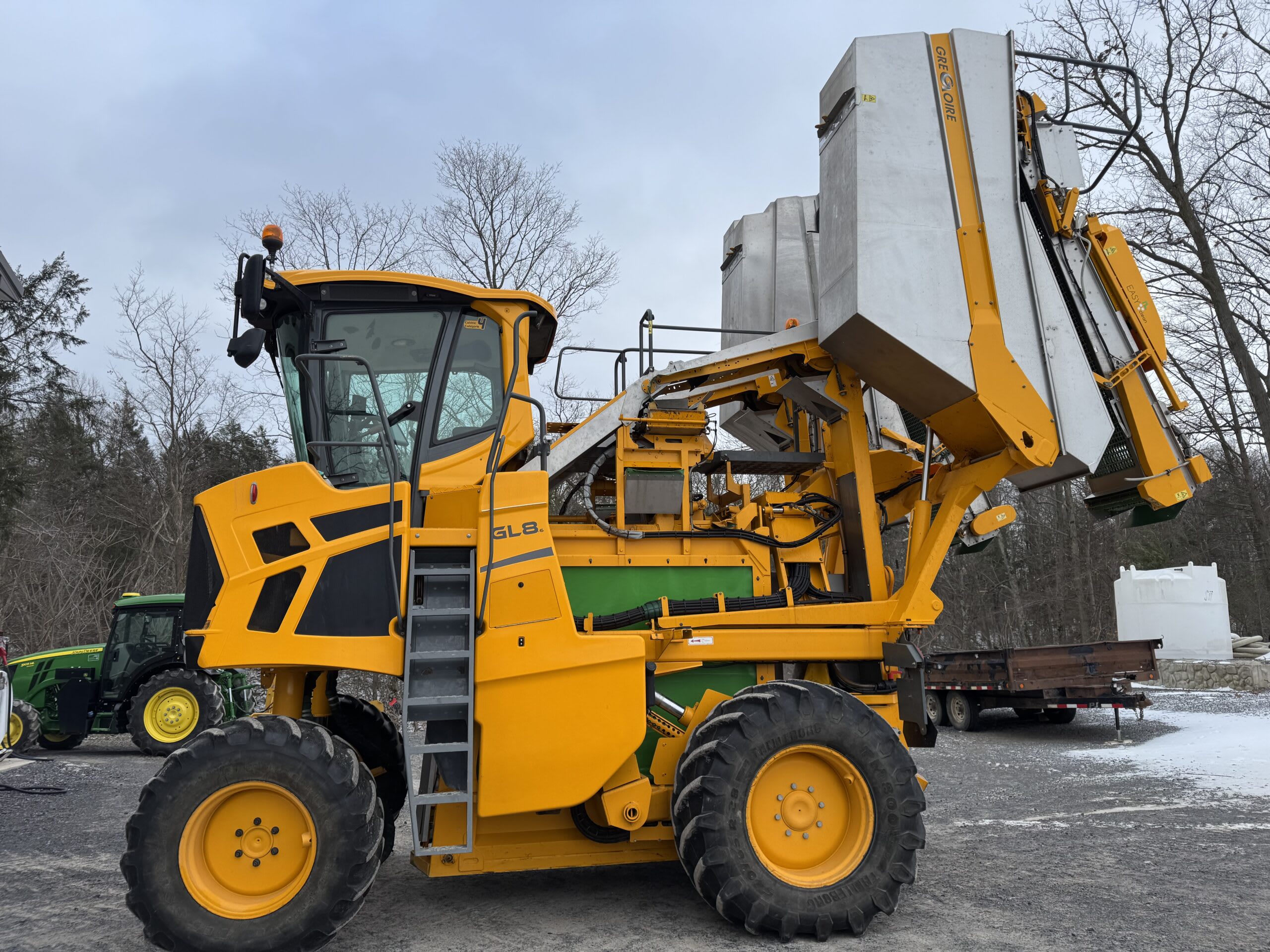 Used 2019 Gregoire GL8.6 Grape Harvester
