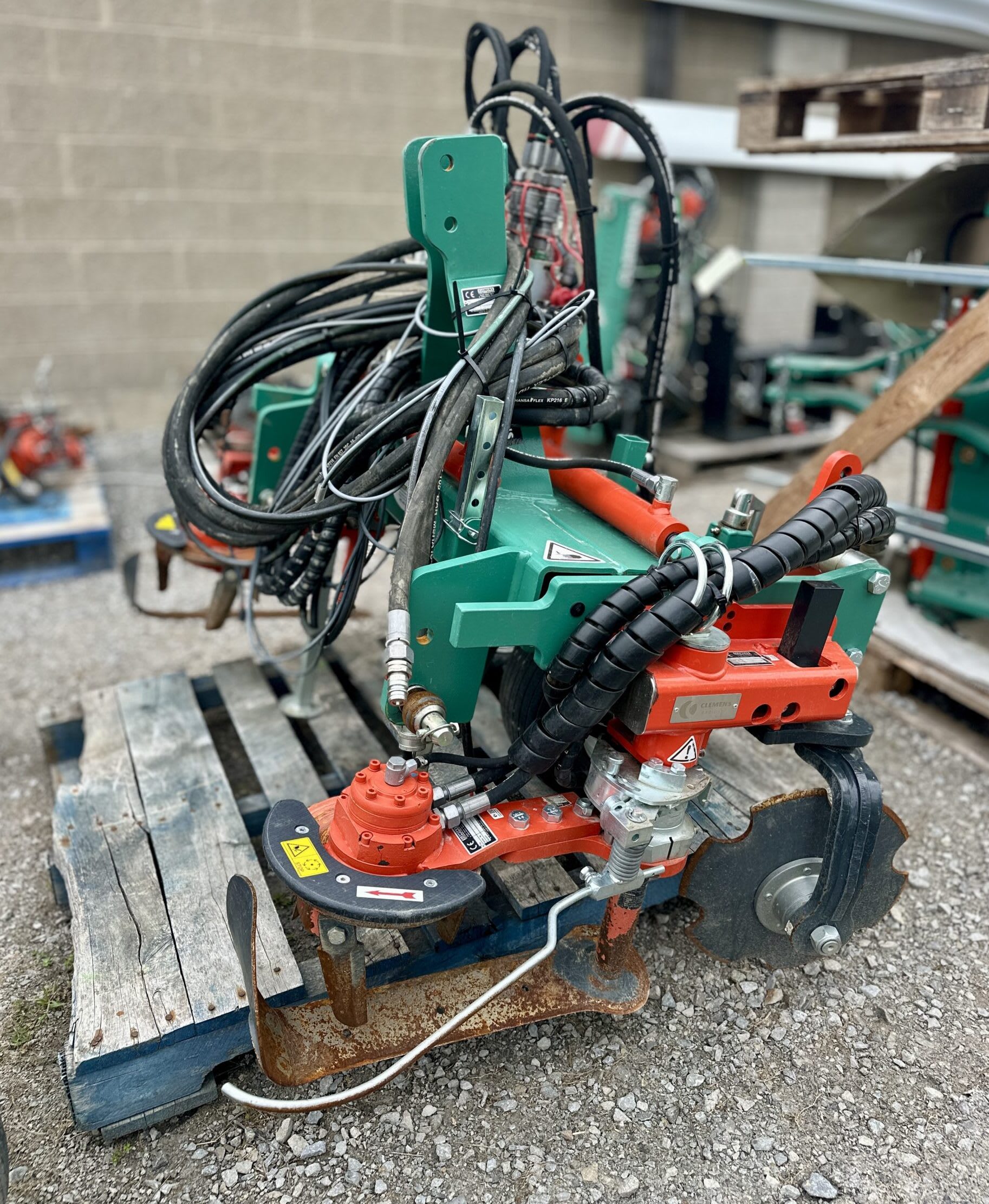 DEMO Clemens Double Side Radius SL+ Weeder