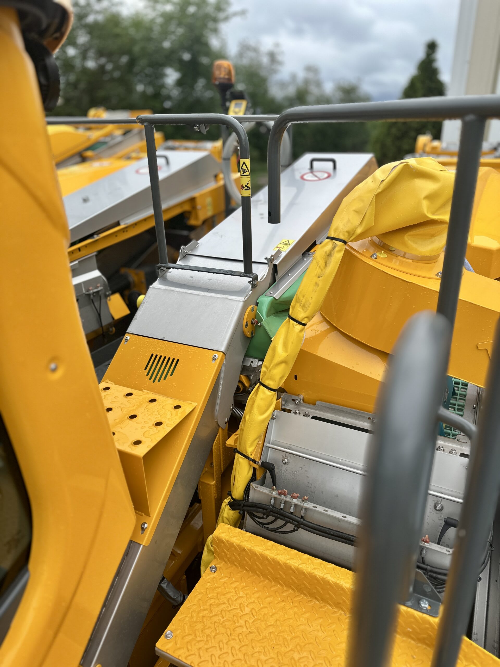 NEW 2025 Gregoire GL7.4 Grape Harvester