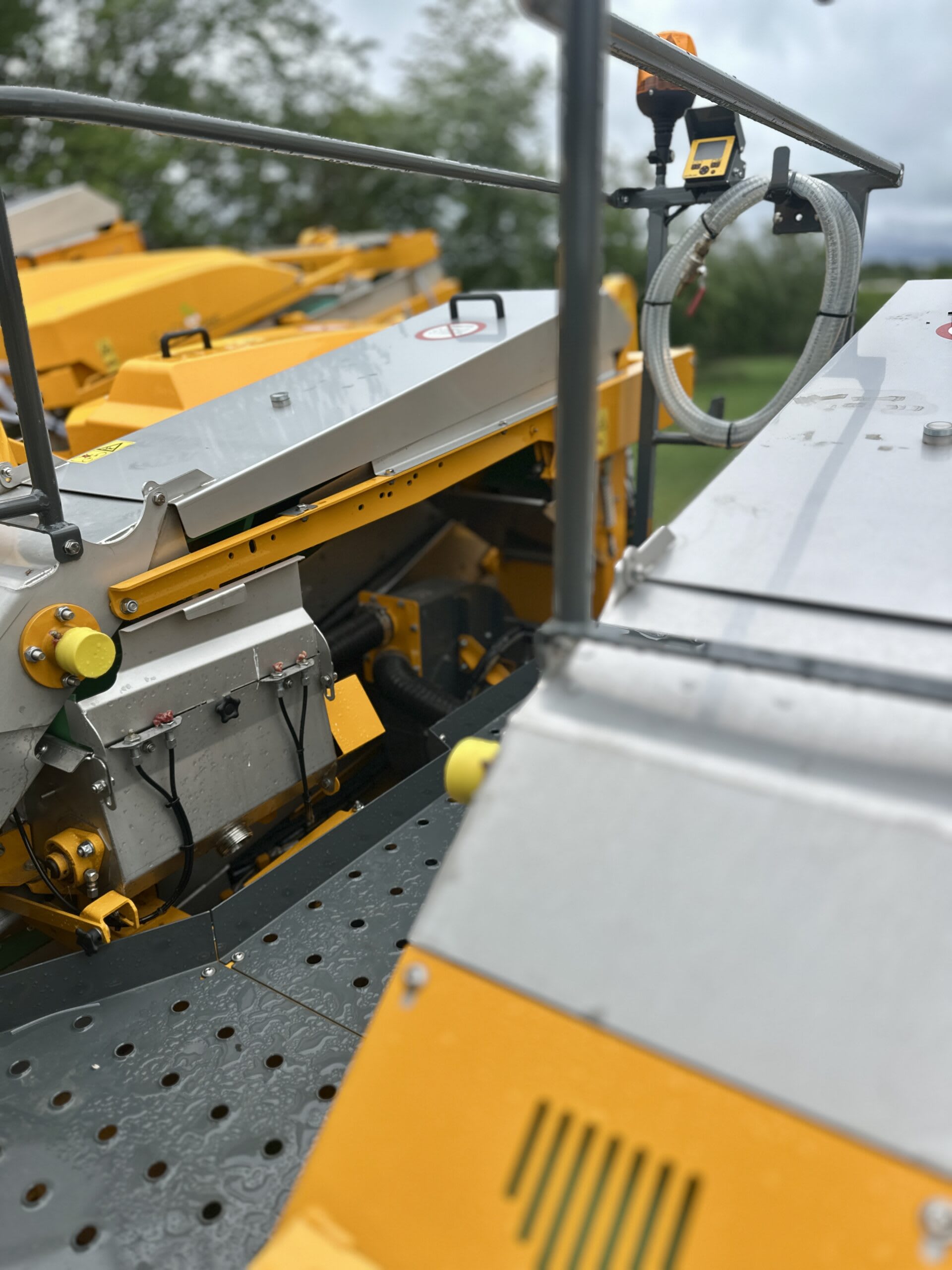 NEW 2025 Gregoire GL7.4 Grape Harvester