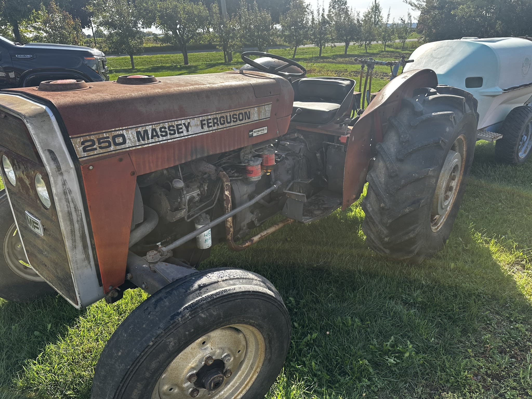 Used Massey Ferguson 250 Tractor