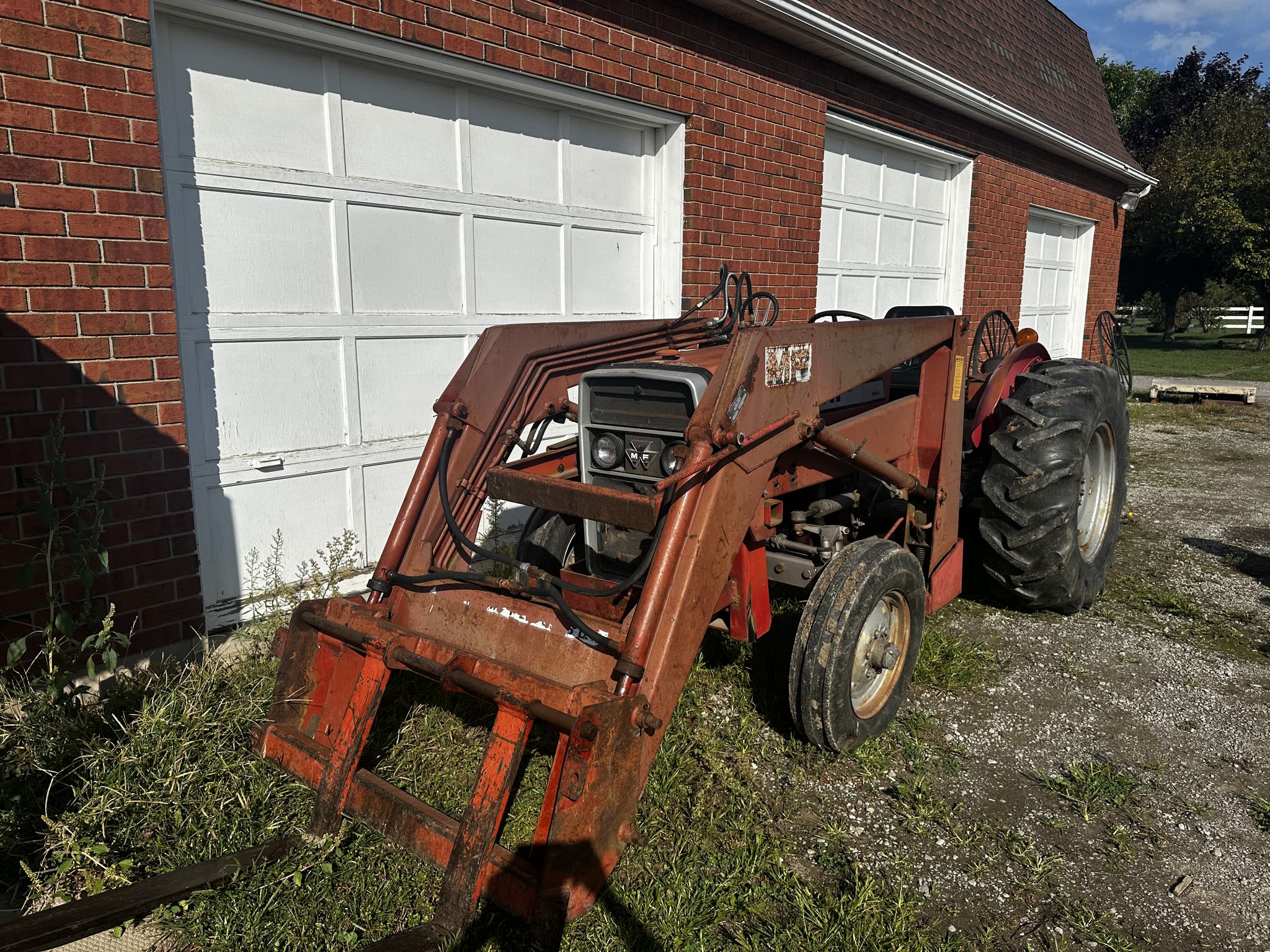 Used Massey Ferguson 250 Tractor/Loader