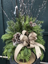 Outdoor Winter Arrangement Workshop 12'' Round Painted Pick
