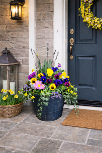 Spring Bulb Planter Workshop