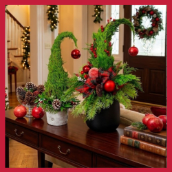 Workshop Holiday Grinch Tree